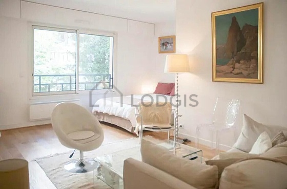 Sitting room of an apartment in Paris