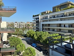 Apartamento Port-Marianne - Salaõ