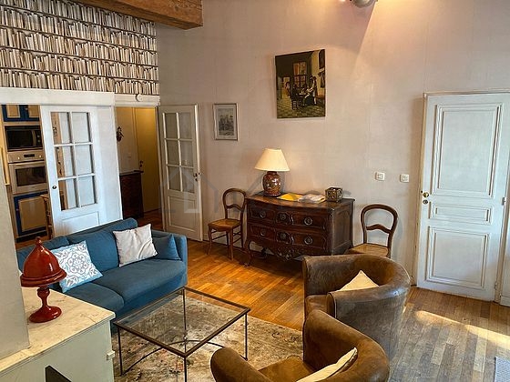 Living room with windows