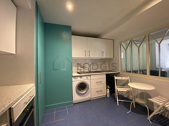 Great kitchen with tile floor