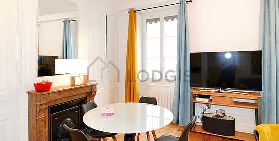 Séjour d'un appartement à Paris