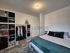 Apartment Nord-Est de Lyon - Bedroom 