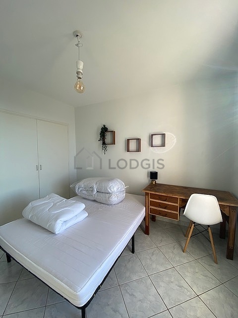 Bedroom with windows