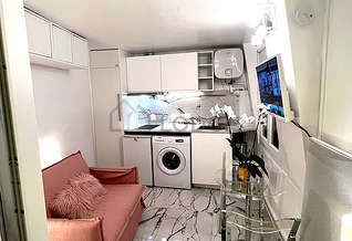 Grands Magasins Париж Paris 9° студия