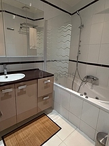 Appartement Paris 9° - Salle de bain