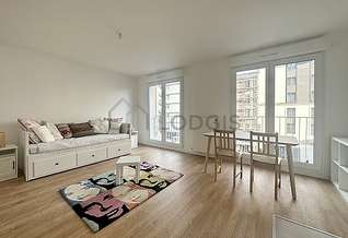 Saint-Ouen-Sur-Seine studio