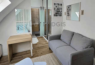 Parigi Paris 9° monolocale