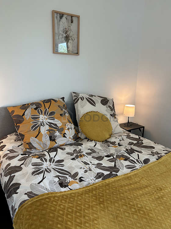 Chambre très calme pour 2 personnes équipée de 1 lit(s) de 140cm