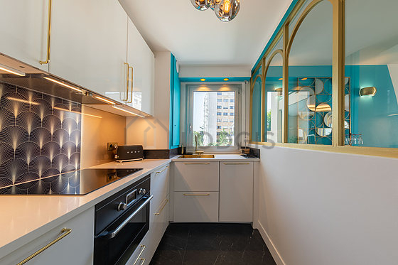 Great kitchen of 5m² with tile floor