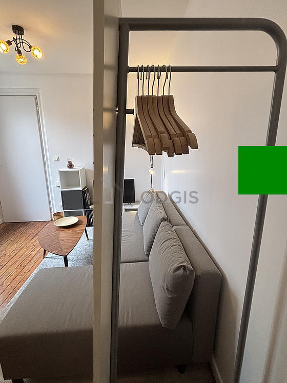 Magnifique séjour très calme et très lumineux d'un appartement à Paris