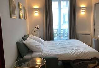 Porte de Clignancourt Париж Paris 18° 1 спальня Квартира