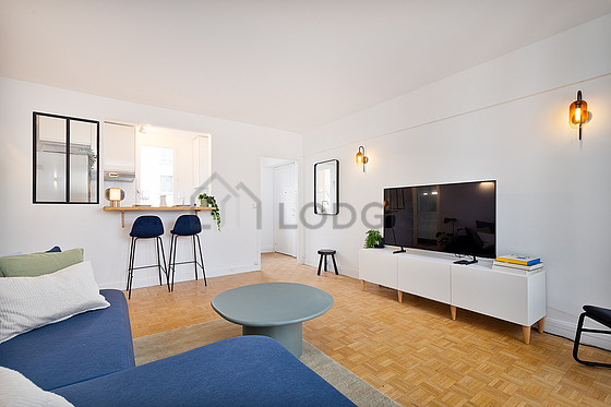 Living room with windows