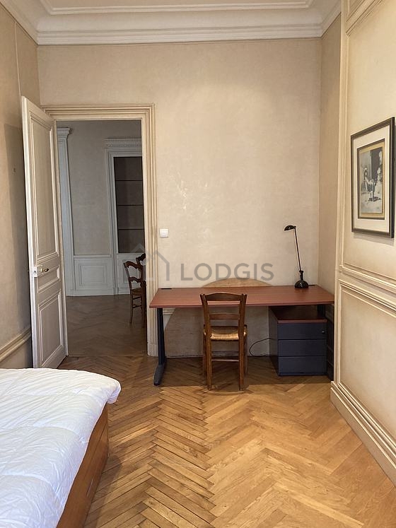 Chambre équipée de 1 fauteuil(s)