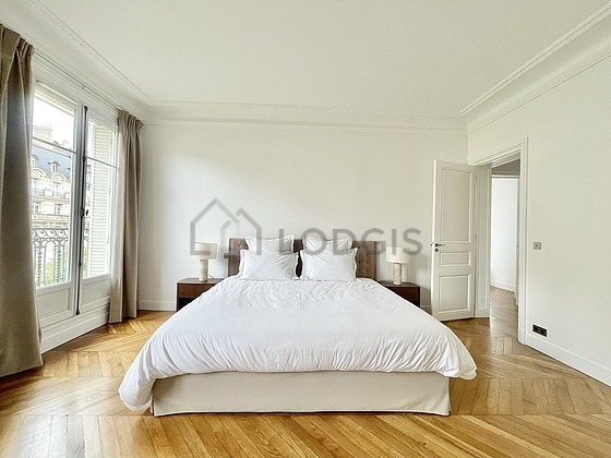 Bedroom with windows
