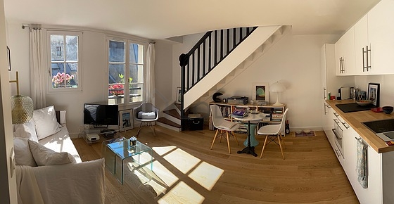 Living room with windows