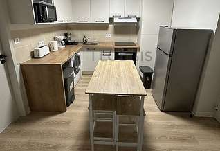 Bordeaux 4 bedroom Apartment