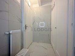 Apartment Issy-Les-Moulineaux - Bathroom