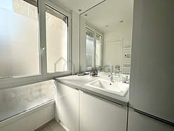 Apartment Paris 10° - Bathroom