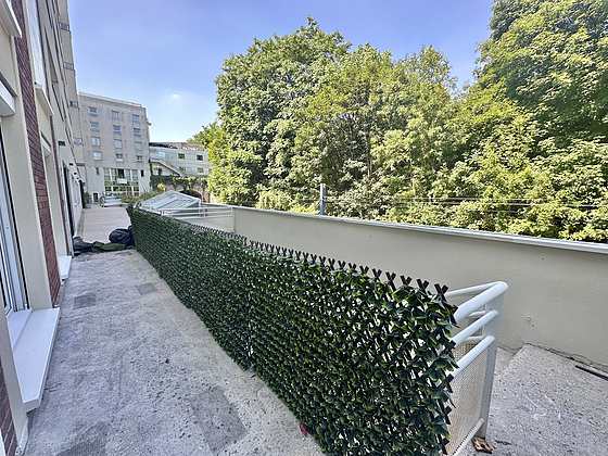 Apartment Suresnes - 