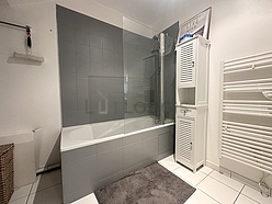 Apartamento Suresnes - Casa de banho