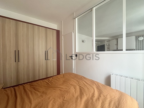 Quiet bedroom for 2 persons equipped with 1 bed(s) of 140cm