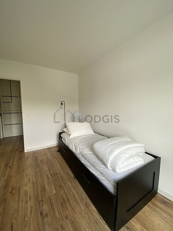 Bedroom with windows