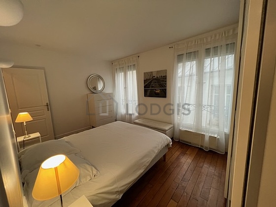 Duplex Paris 1° - 