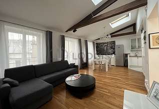Palais Royal Paris 1° 2 bedroom Duplex