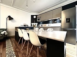Apartamento Paris 3° - Salaõ