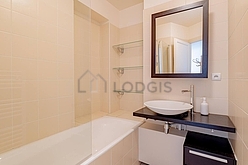 Apartment Paris 5° - Bathroom