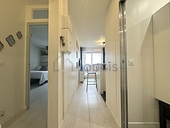 Apartment Paris 18° - Entrance