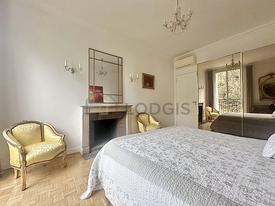 Chambre pour 2 personnes équipée de 1 lit(s) de 140cm