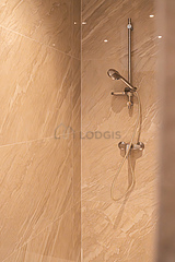 Appartement Sud-Est d'Aix-en-Pce - Salle de bain