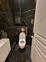 Apartamento Paris 8° - Sanitários 