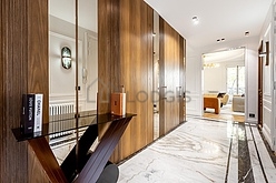 Apartment Paris 16° - Entrance