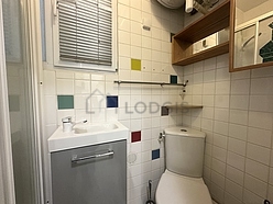 Apartment Paris 10° - Bathroom