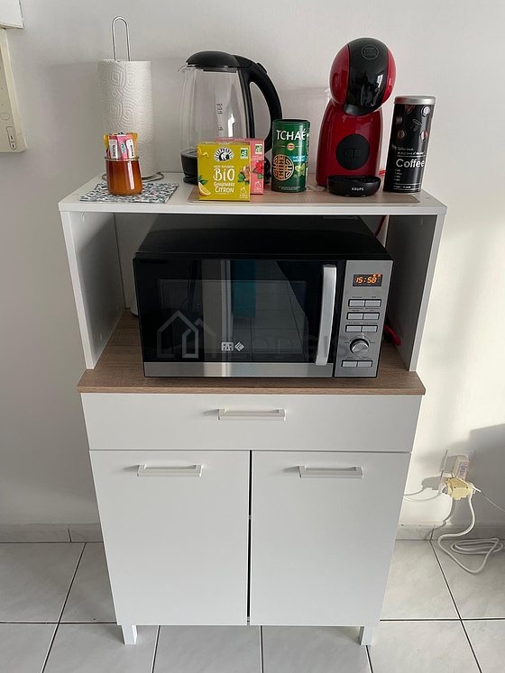 Cuisine équipée de lave linge