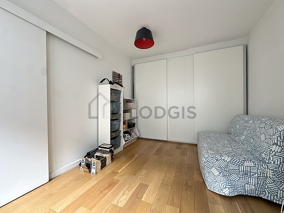 Quiet bedroom for 2 persons equipped with 1 sofabed(s) of 140cm
