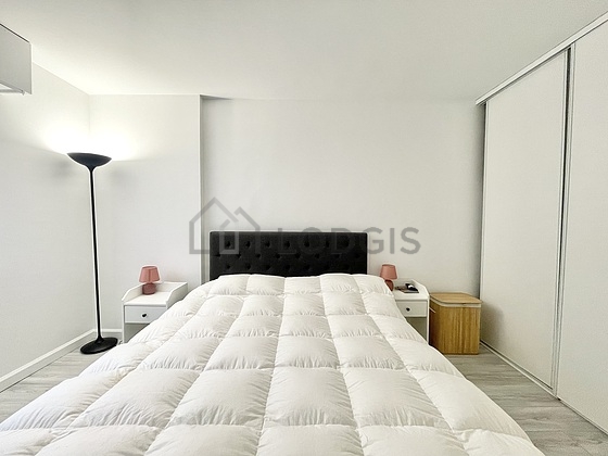 Bedroom with windows
