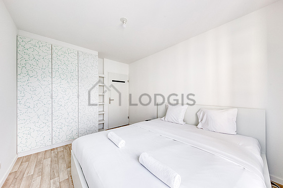 Bedroom with windows