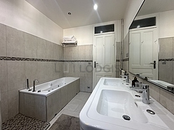 Apartment Paris 16° - Bathroom