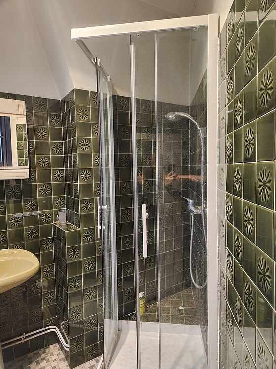 Bathroom equipped with separate shower