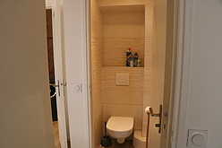 Apartment Paris 20° - Toilet