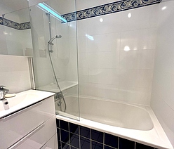 Apartment Paris 16° - Bathroom
