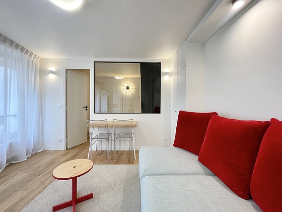 Sitting room of an apartment in Paris