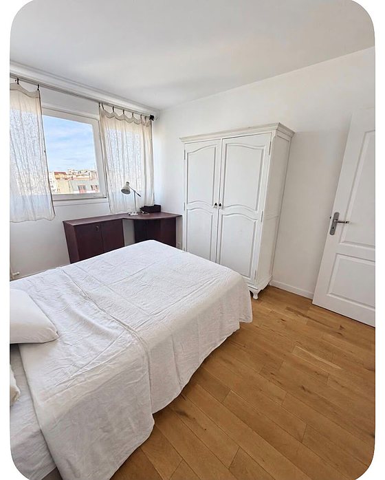Bedroom with windows