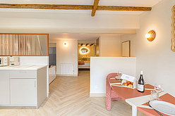 Wohnung Nord-Ouest de Lyon - Wohnzimmer