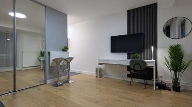 Courbevoie studio