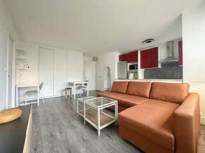 Appartement 2 pièces 42 m² · à Paris · 42,4 m² · 1 581 €/mois