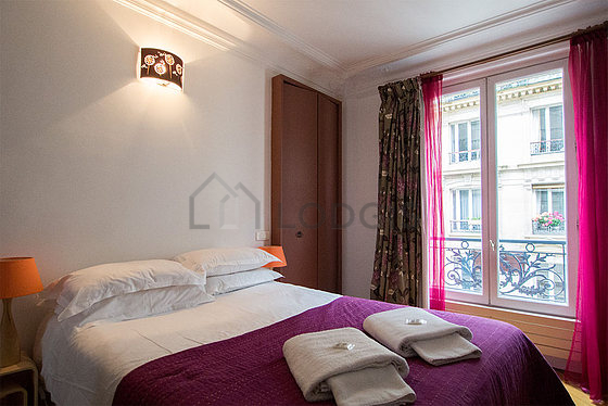 Chambre très calme pour 2 personnes équipée de 1 lit(s) de 140cm